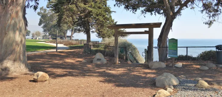 Torii gate at Shoreline Park