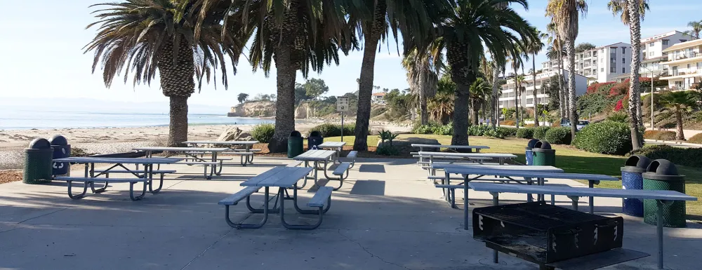 Picnic area at Leadbetter Beach