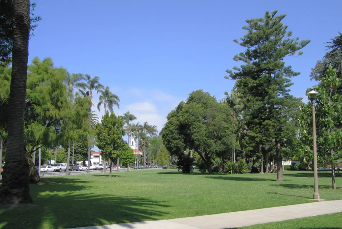 Grassy area and walking path at Alameda Park