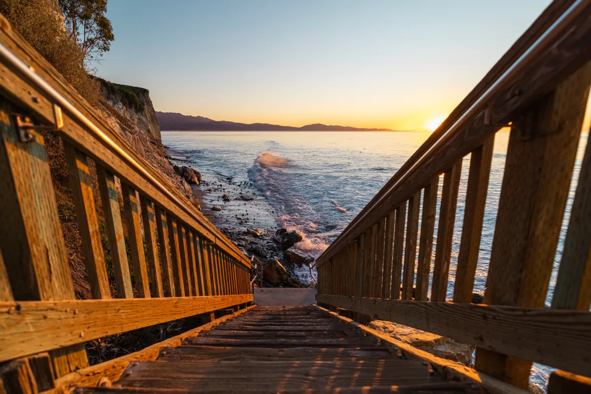 The view of the ocean and sunset from Shoreline Steps
